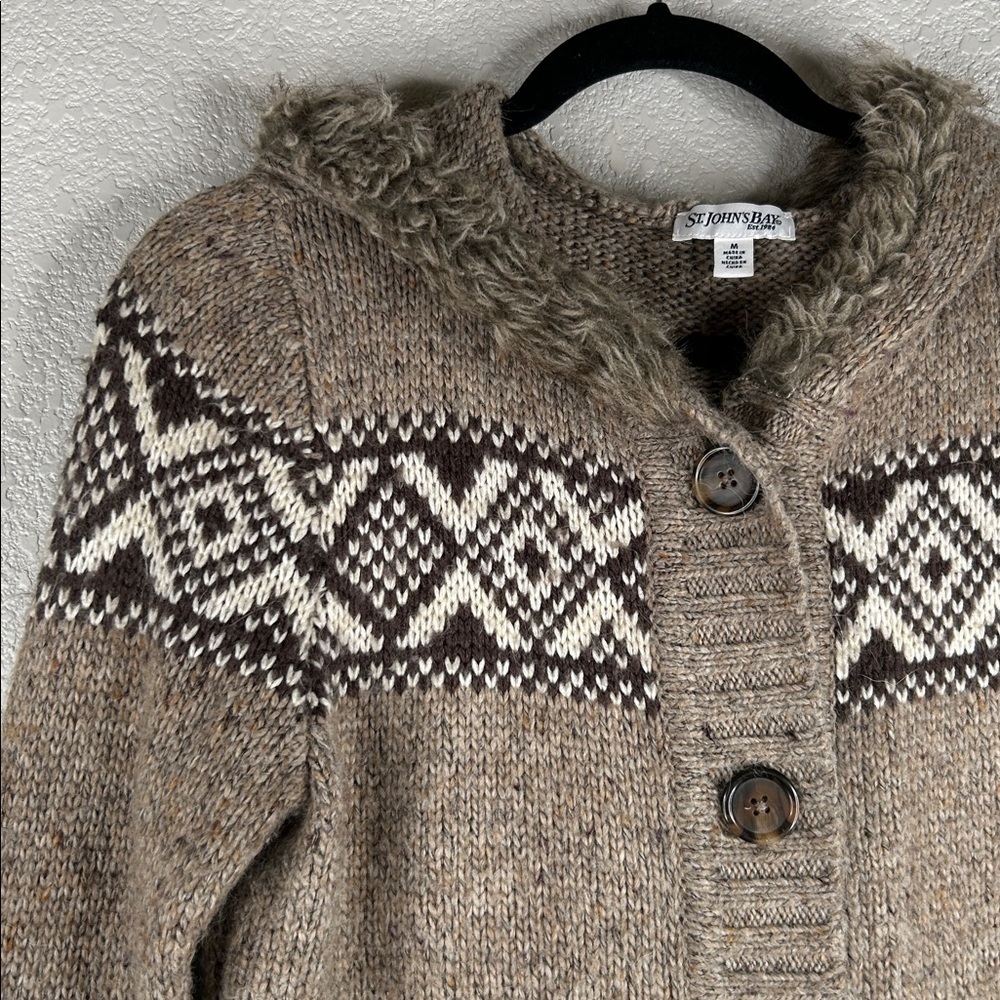 St. John's Bay Tan Knit Fair Isle Norway Style Faux Fur Hoodie Button Sweater - Picture 3 of 7